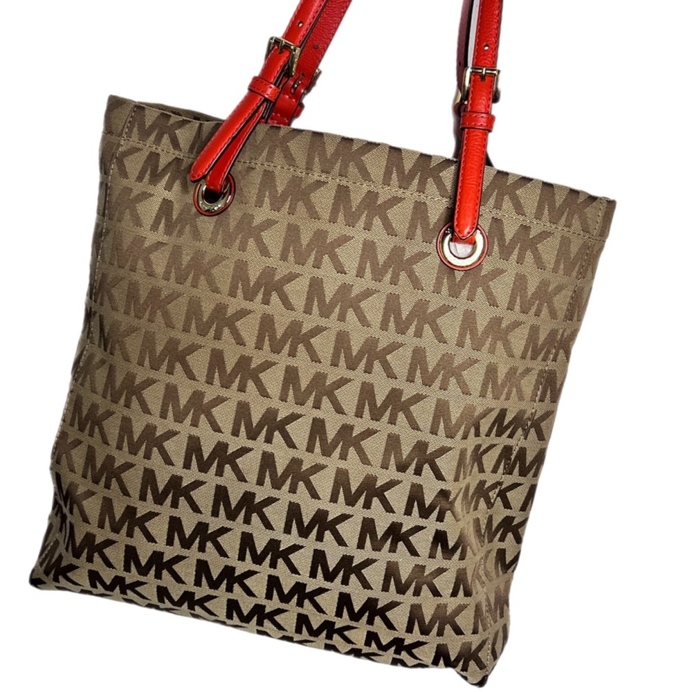 Michael Michael Kors canvas tote bag 
#Michael Kors Tote Bag